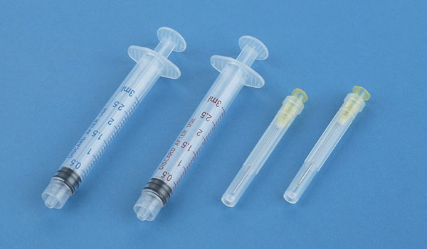 一次性使用无菌混合喷药装置